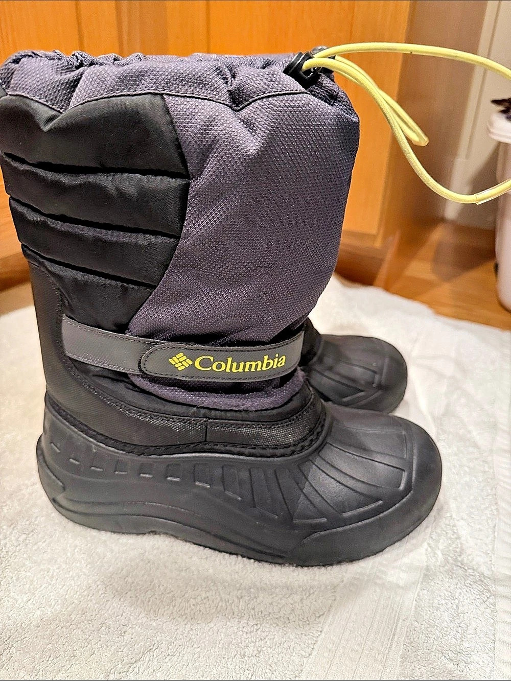 Columbia Powderbug Snowlite Boot Winter Snow Boots Black & Purple boys US 6
